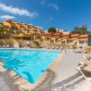  Appartement Punta Marina By Livvo
